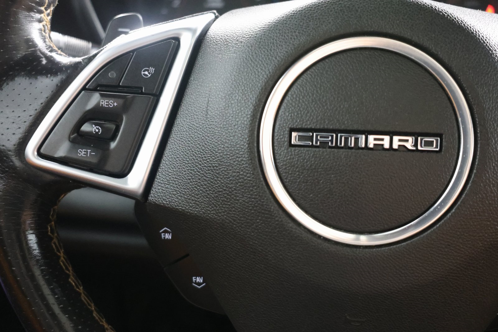Vehicle image 37 of 51