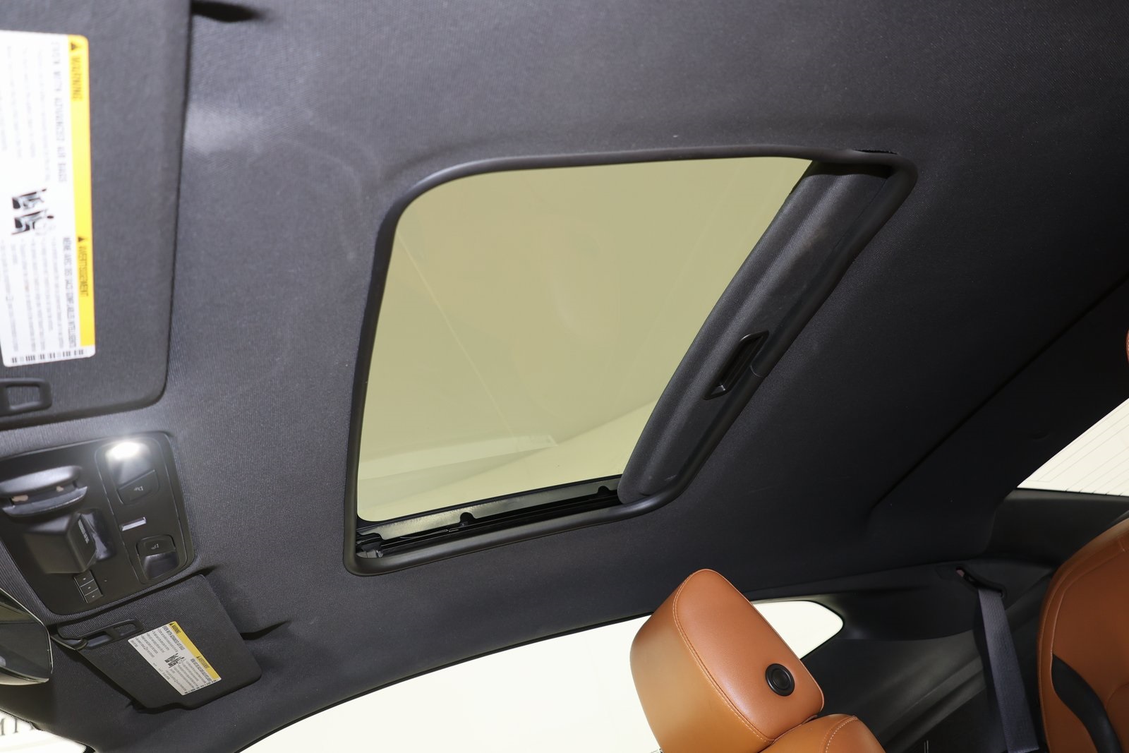Vehicle image 22 of 51