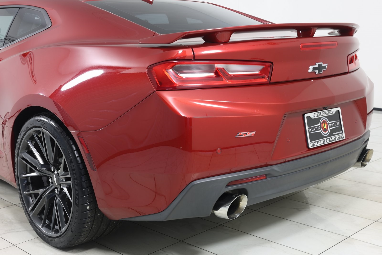 Vehicle image 12 of 51
