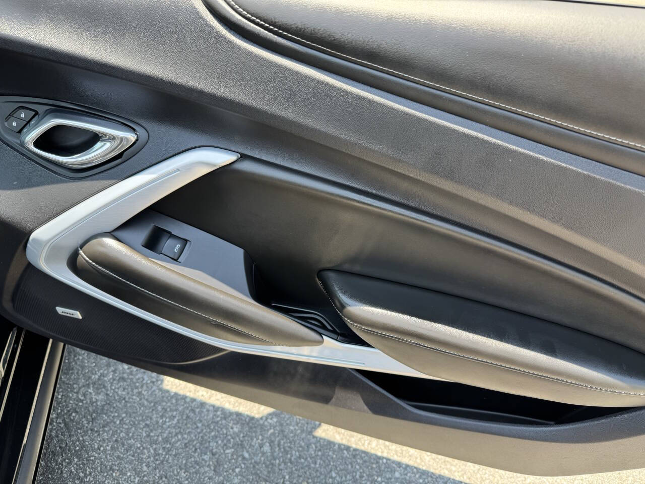 Vehicle image 24 of 26