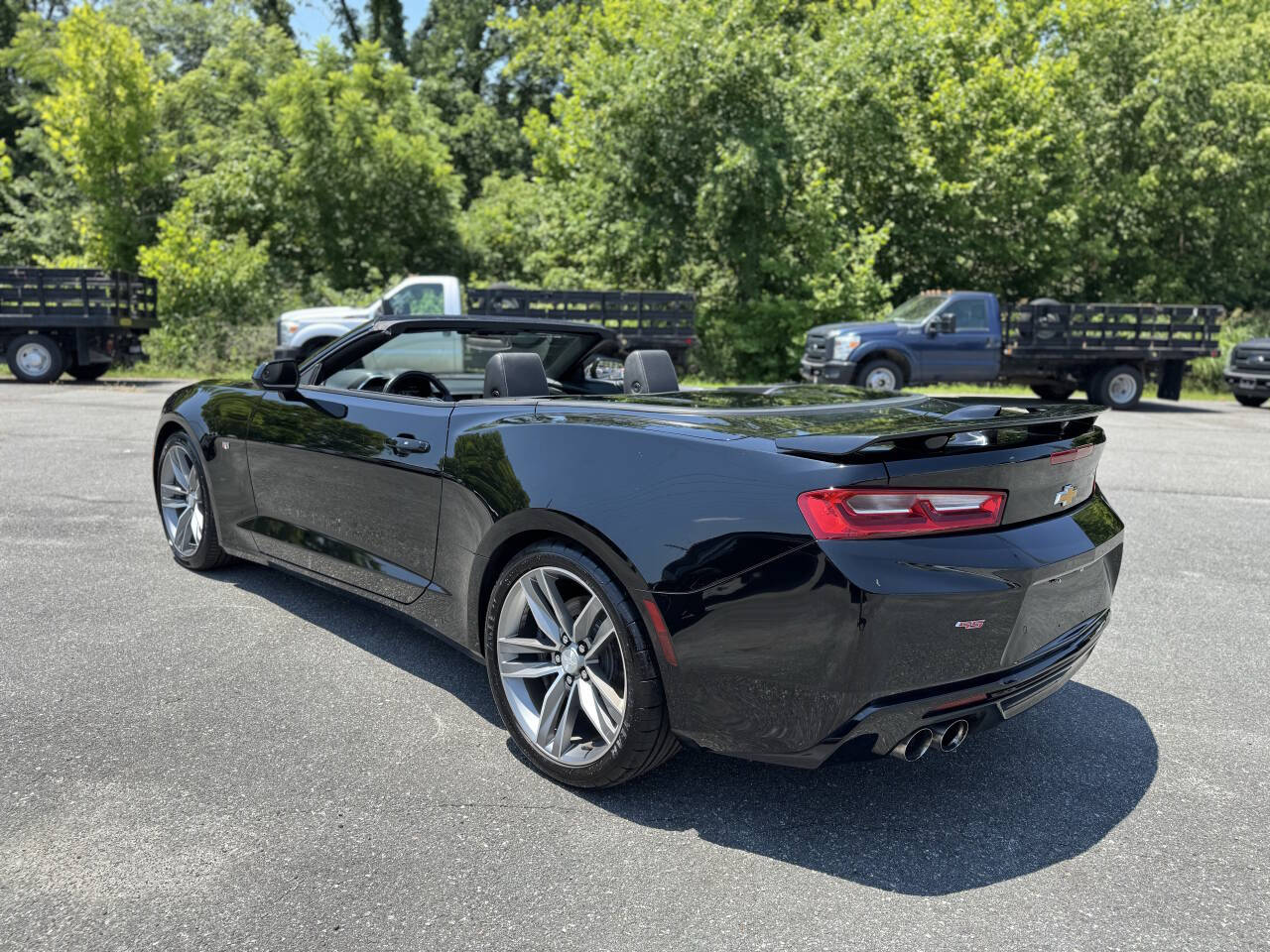 Vehicle image 11 of 26