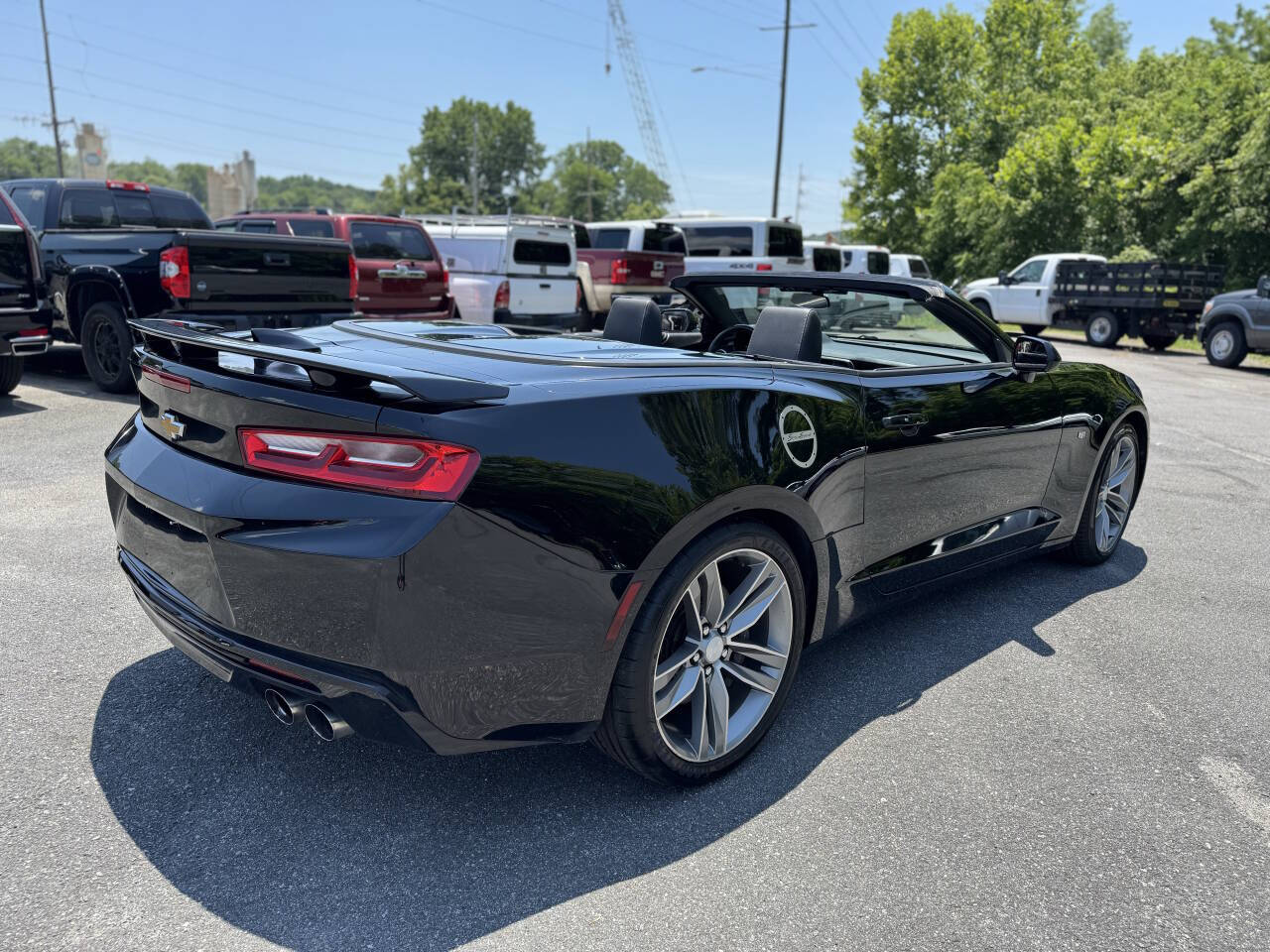 Vehicle image 9 of 26