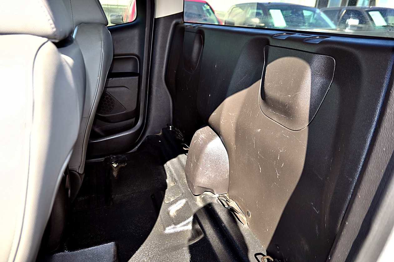 2016 Chevrolet Colorado Work Truck Image 7 of 22