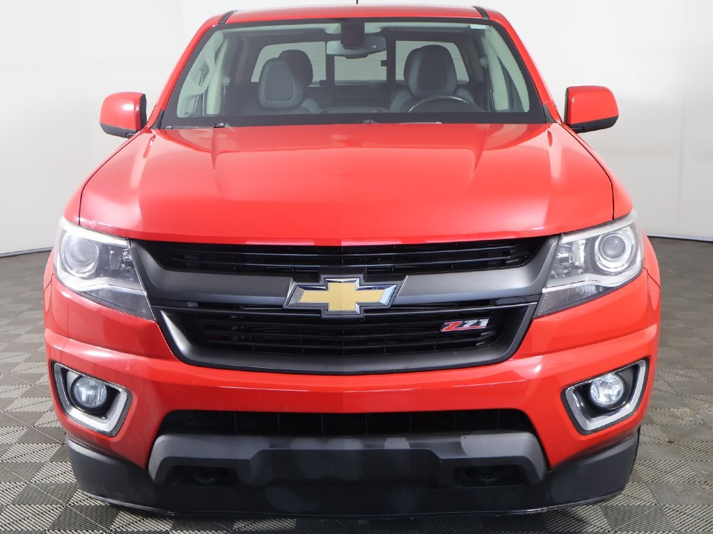 2016 Chevrolet Colorado Z71 Image 3 of 49