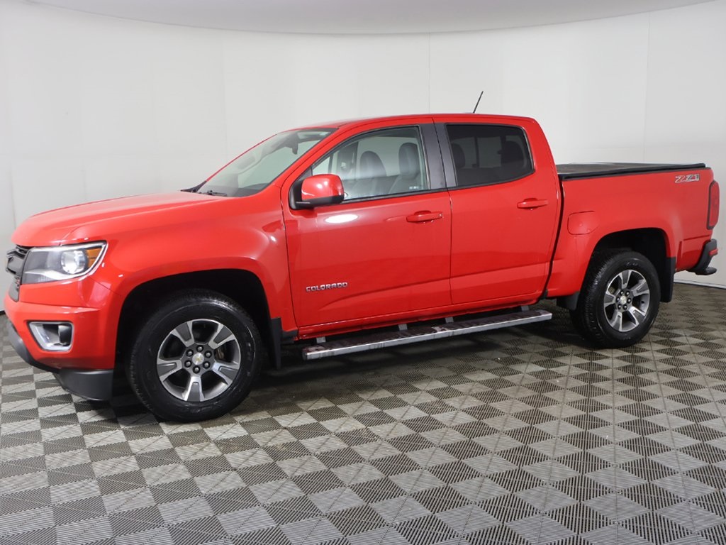 2016 Chevrolet Colorado Z71 Image 2 of 49