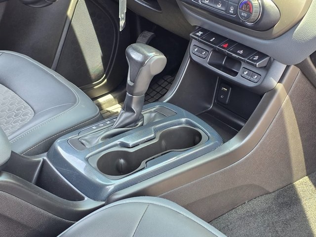 Vehicle image 28 of 44