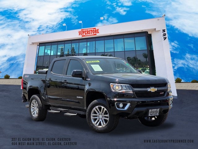 Vehicle image 4 of 44