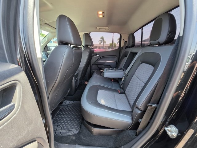 Vehicle image 15 of 44