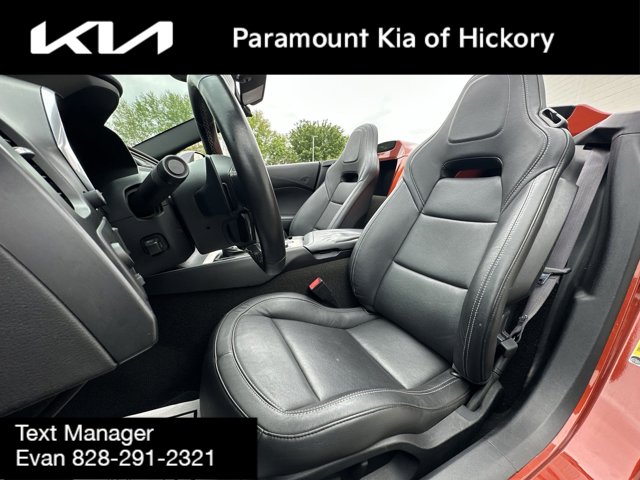 Vehicle image 17 of 30