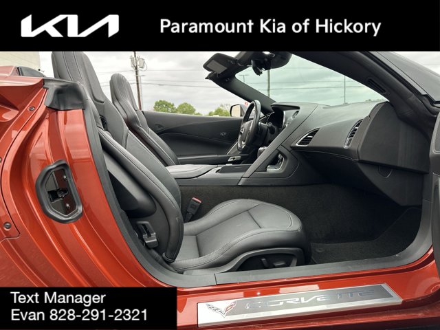 Vehicle image 12 of 30