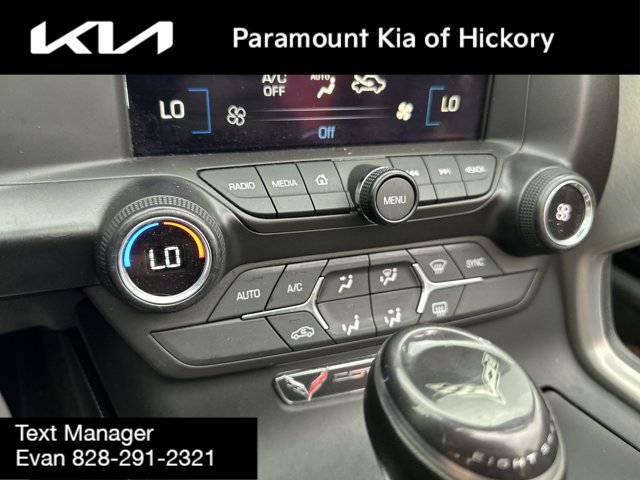 Vehicle image 25 of 30