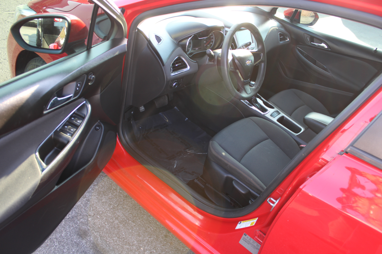 2016 Chevrolet Cruze LS Image 23 of 26