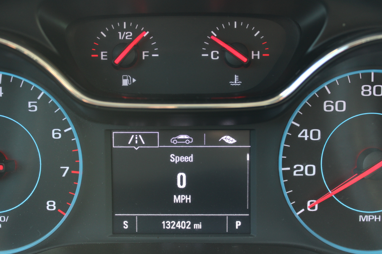 2016 Chevrolet Cruze LS Image 16 of 26