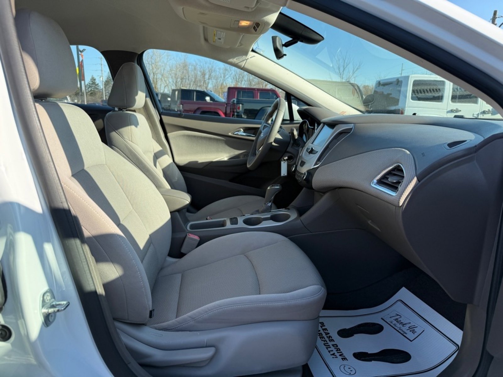 2016 Chevrolet Cruze LS Image 18 of 39