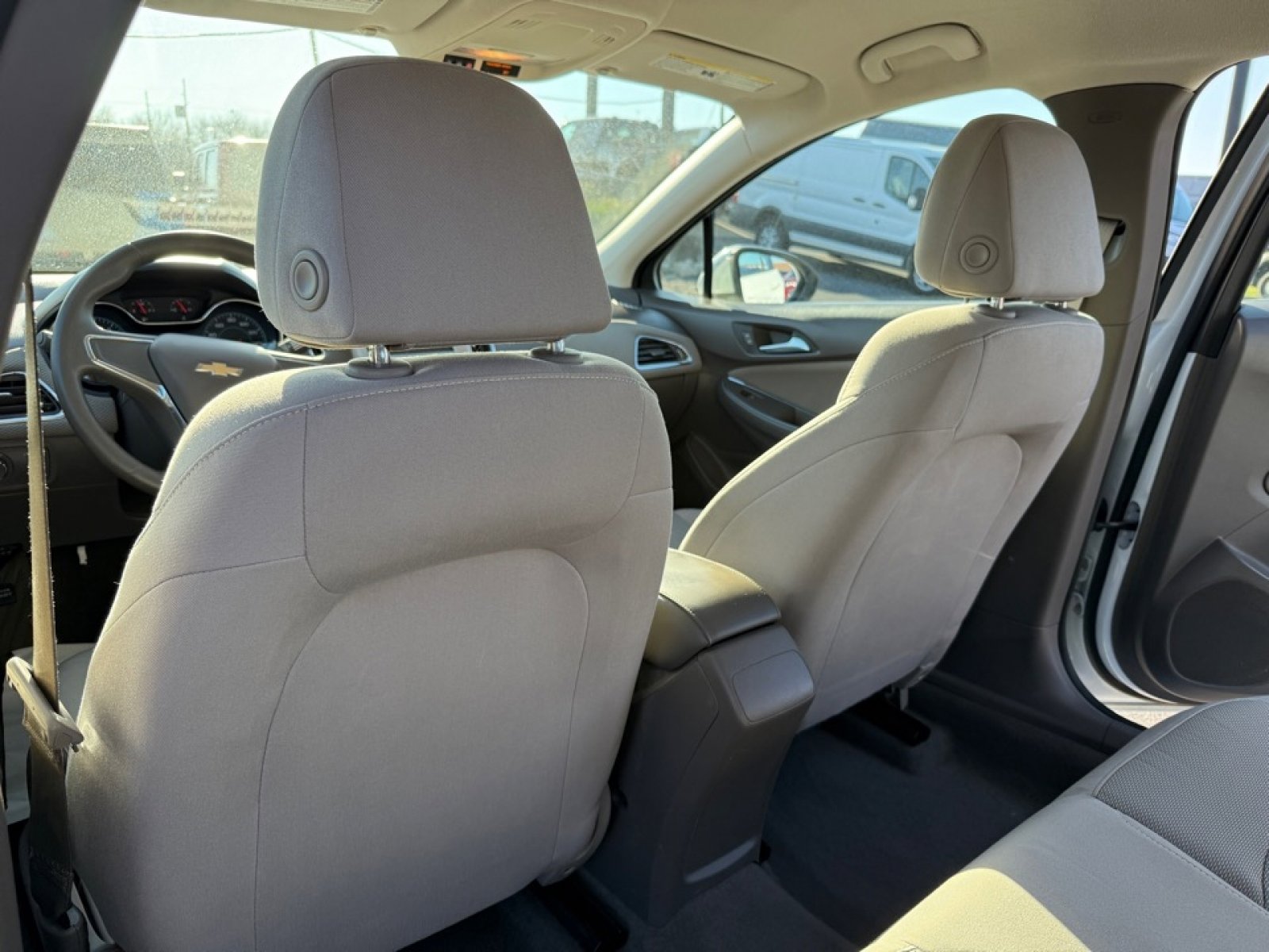 2016 Chevrolet Cruze LS Image 20 of 39