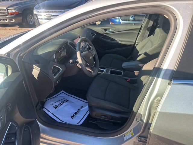 2016 Chevrolet Cruze LT Image 12 of 24