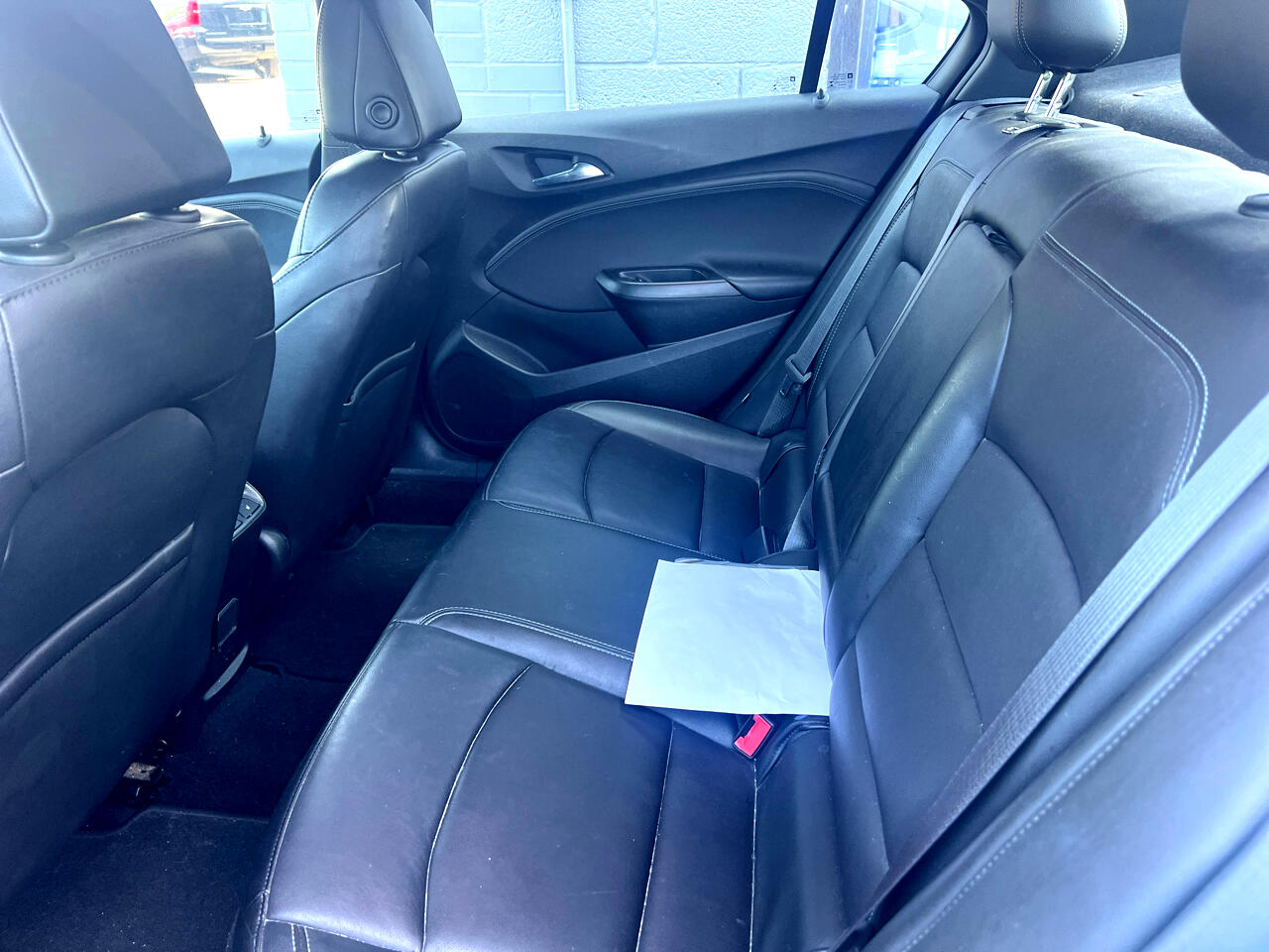 2016 Chevrolet Cruze Premier Image 5 of 8