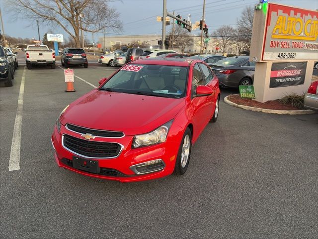 2016 Chevrolet Cruze Limited LT Image 3 of 34