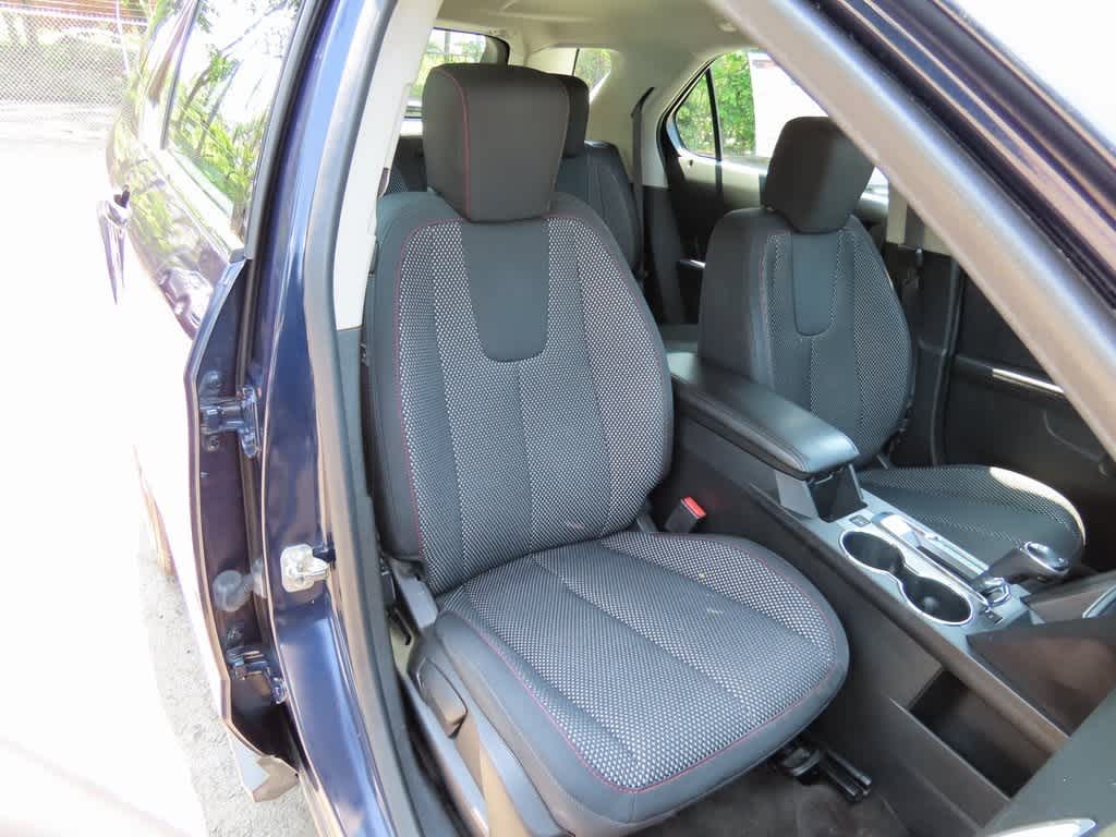 Vehicle image 17 of 26