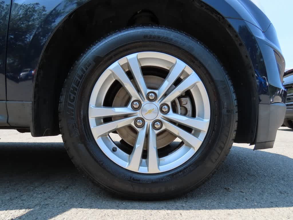 Vehicle image 8 of 26