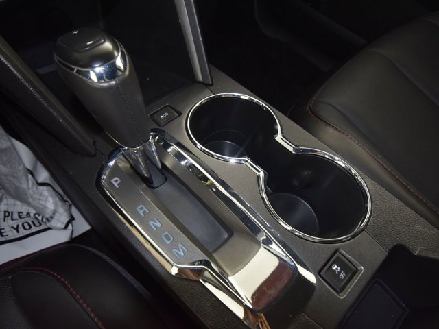 Vehicle image 24 of 40