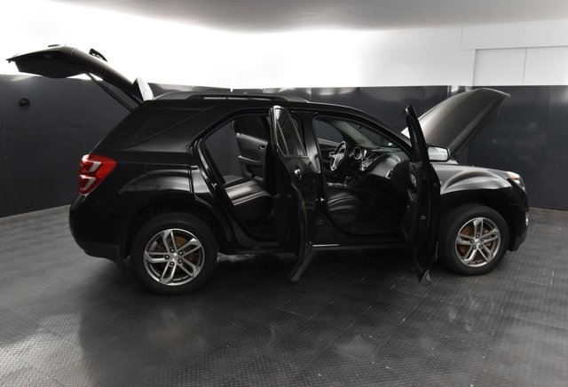 Vehicle image 11 of 40