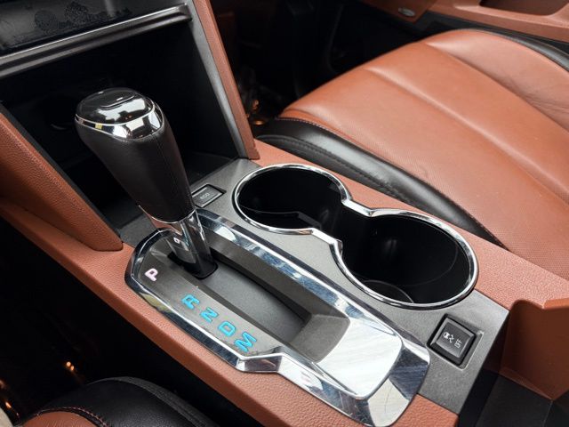 Vehicle image 28 of 46