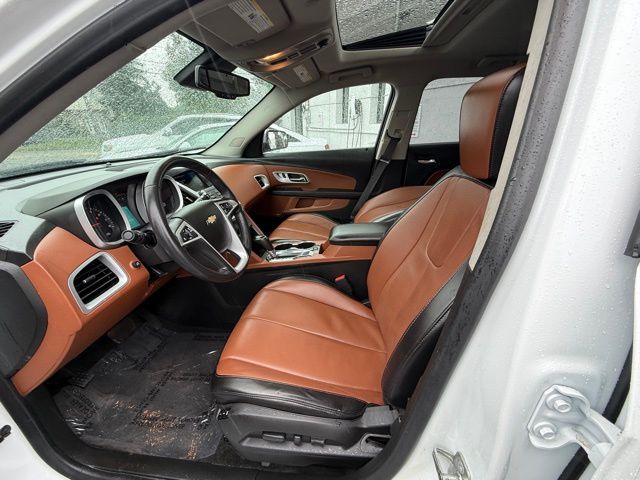 Vehicle image 15 of 46