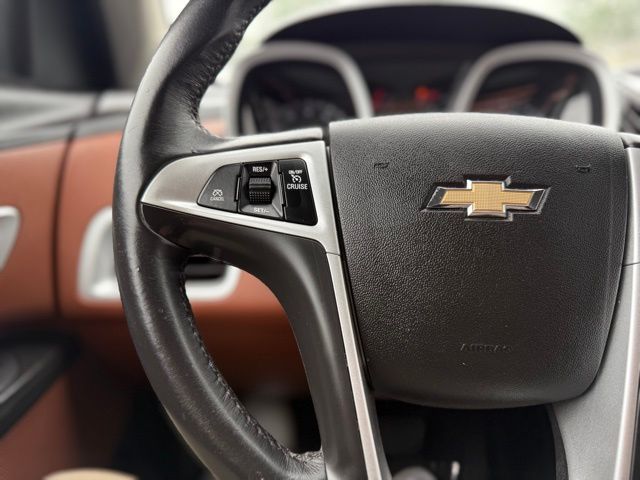 Vehicle image 35 of 46