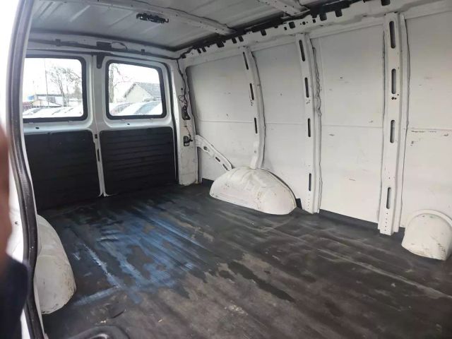 Vehicle image 12 of 20