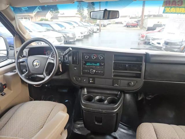 Vehicle image 11 of 20