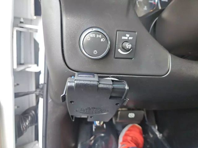 Vehicle image 17 of 20