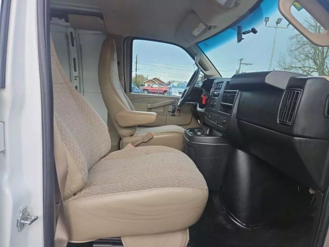 Vehicle image 9 of 20