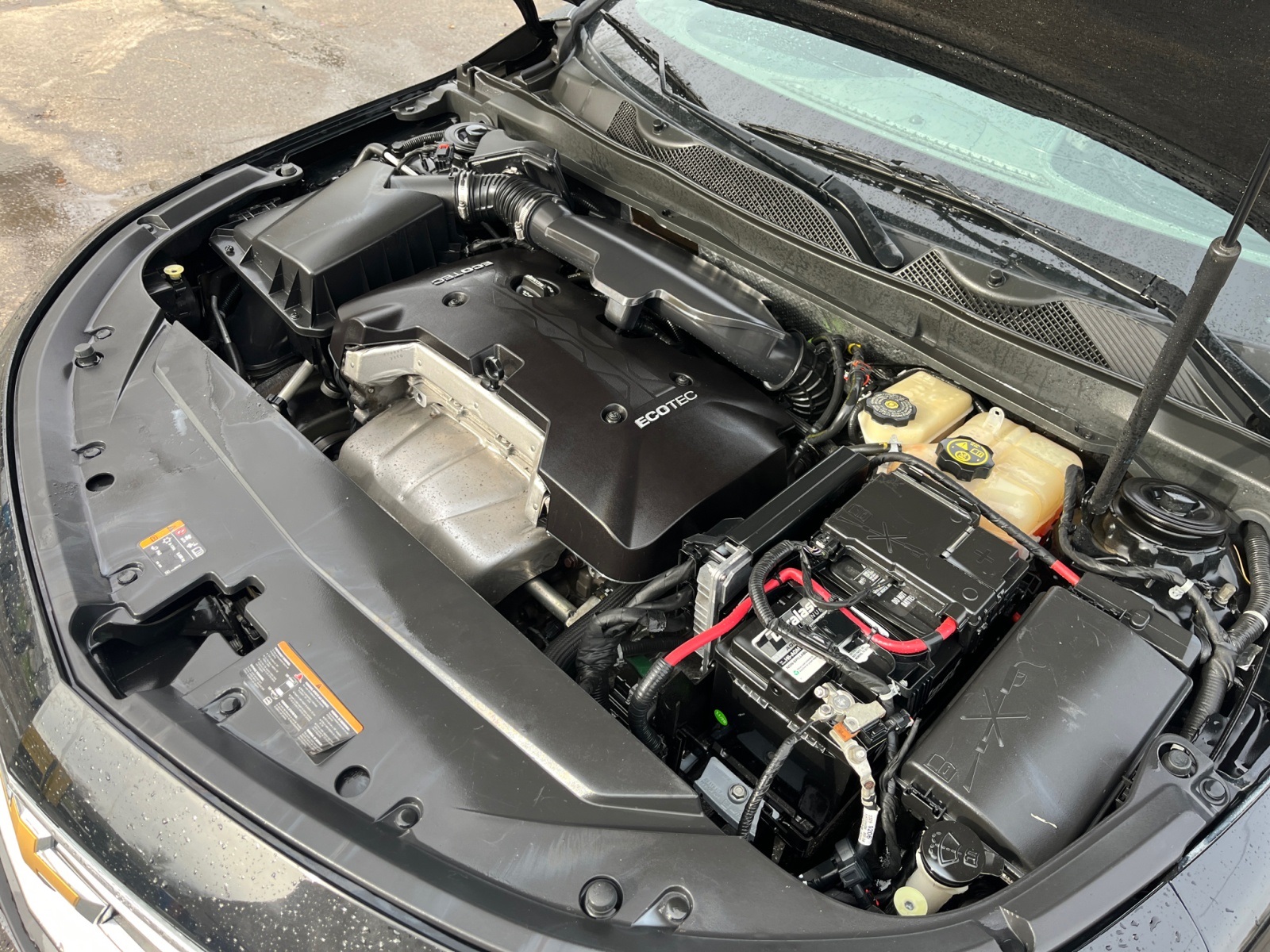 Vehicle image 33 of 36