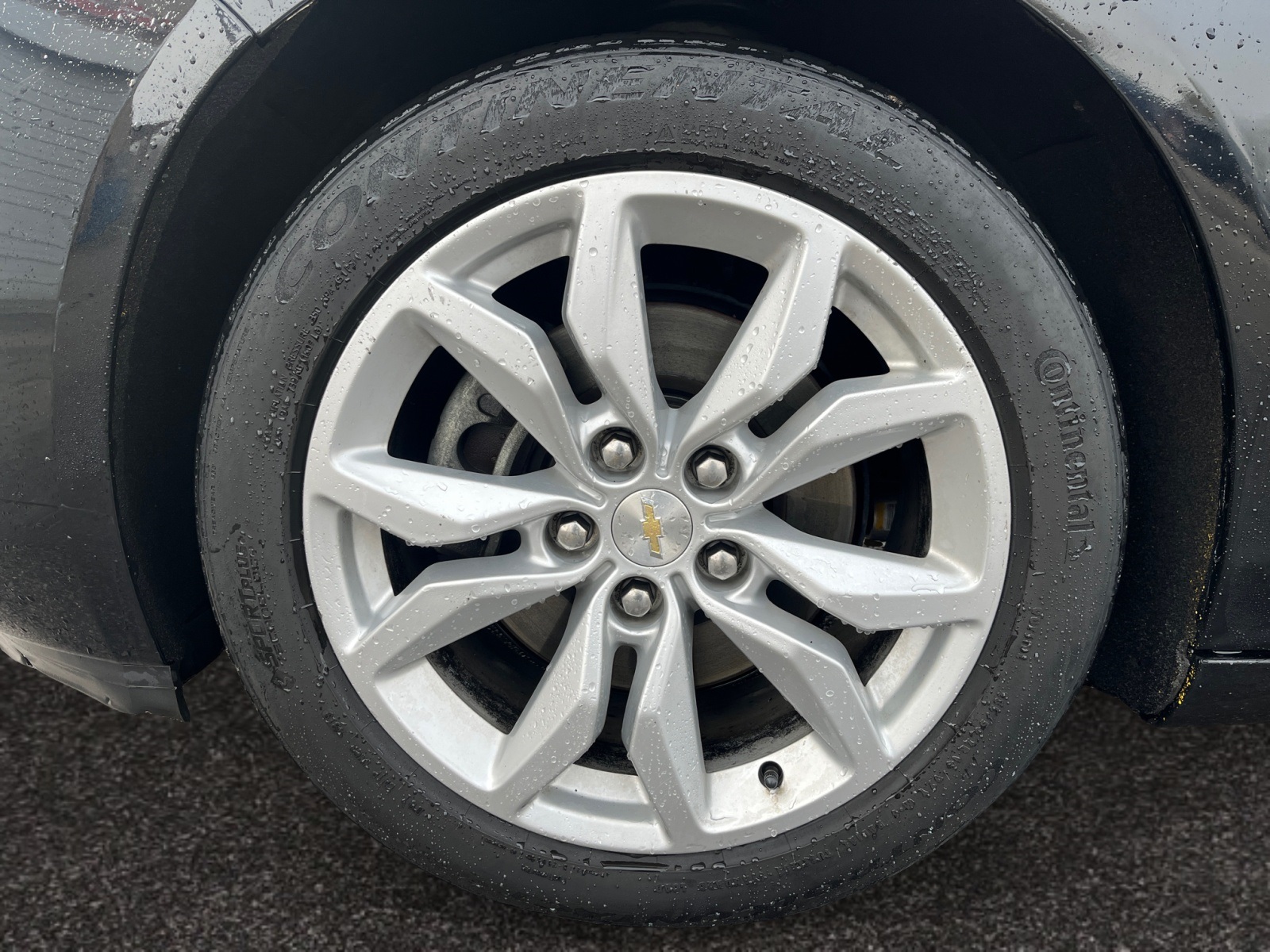 Vehicle image 14 of 36
