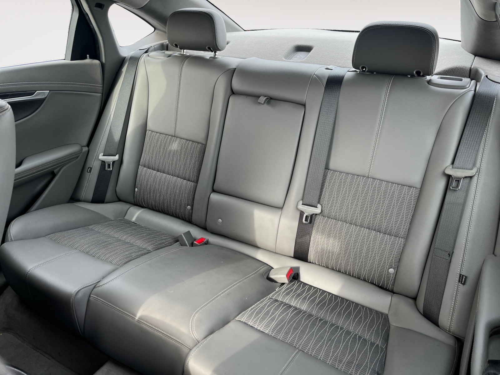 Vehicle image 13 of 36