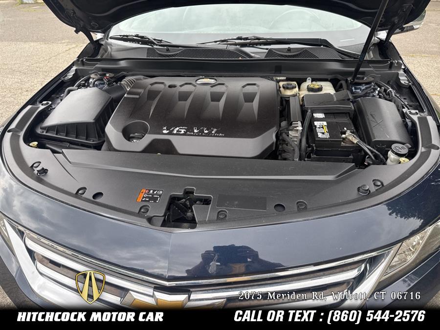 Vehicle image 24 of 52