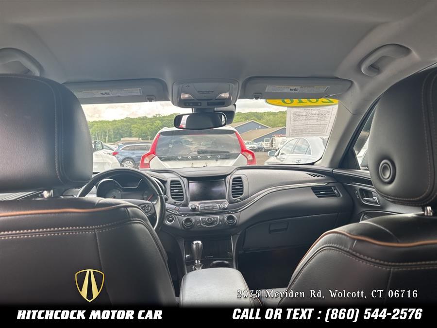 Vehicle image 46 of 52