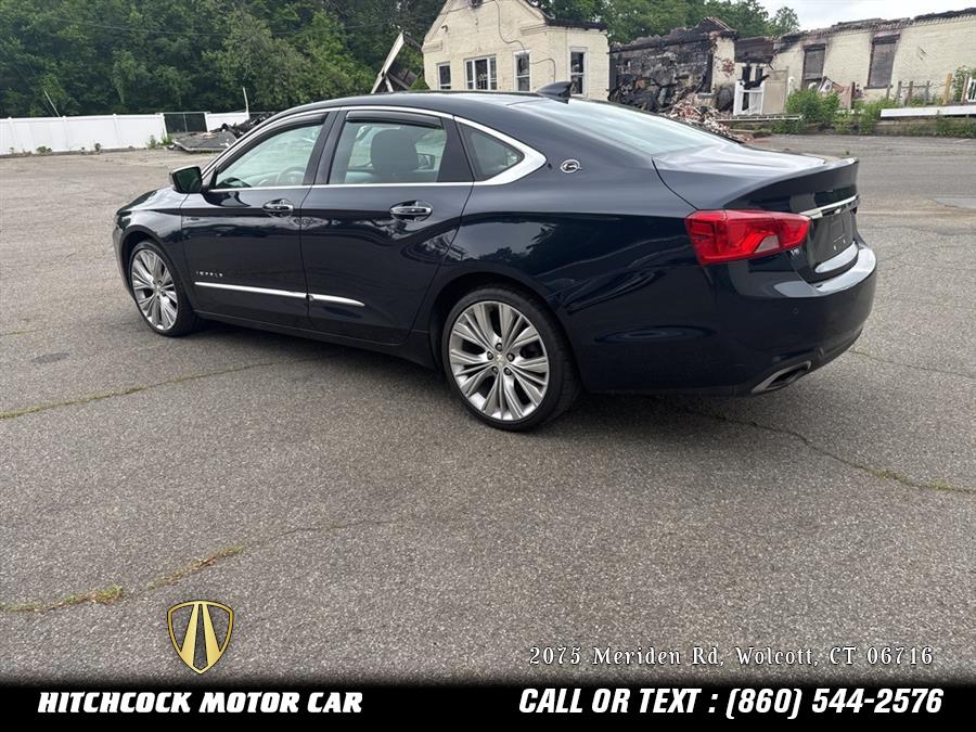 Vehicle image 19 of 52