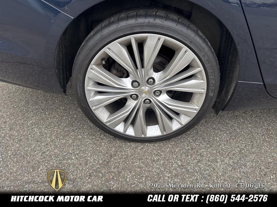 Vehicle image 28 of 52