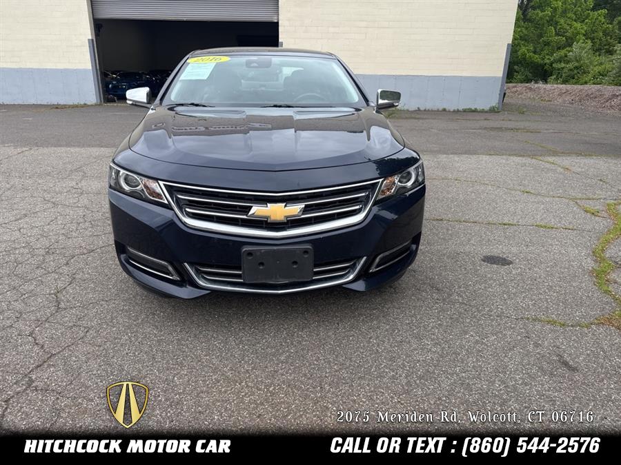 Vehicle image 4 of 52