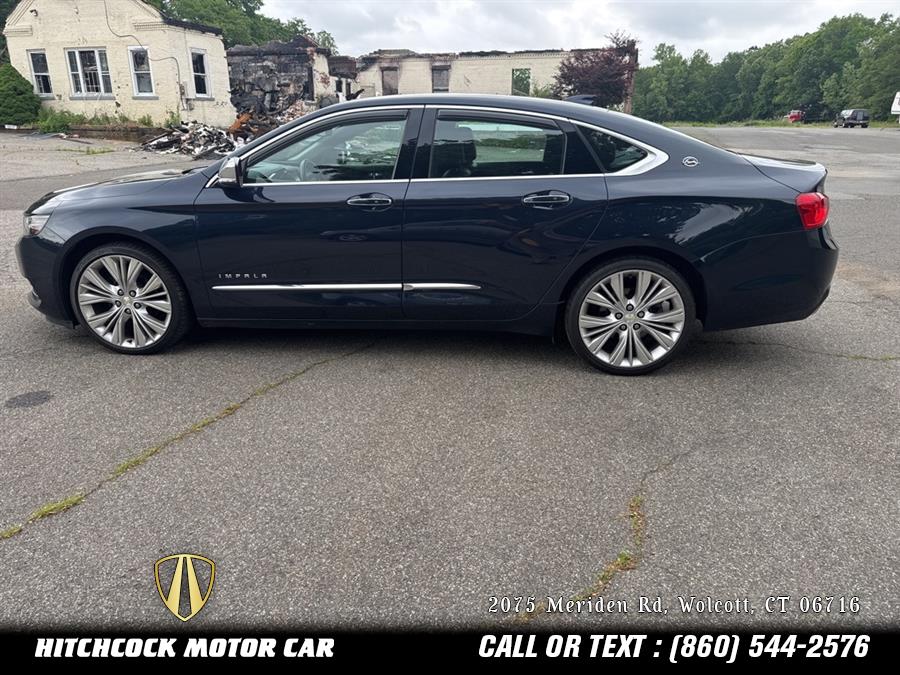 Vehicle image 21 of 52