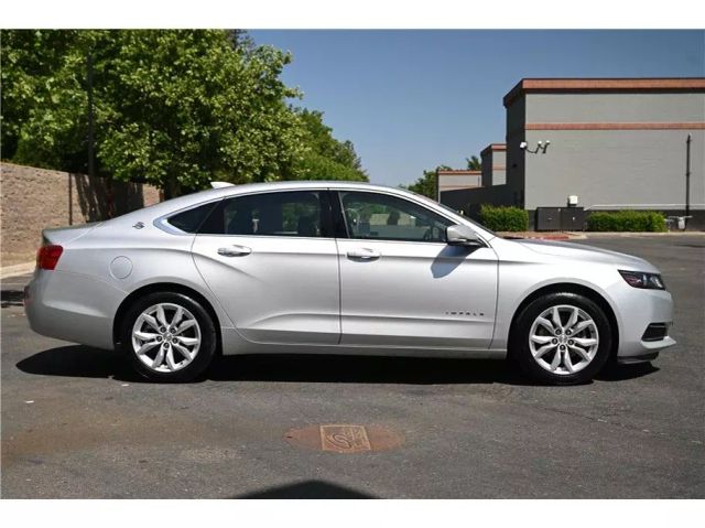 Vehicle image 4 of 30