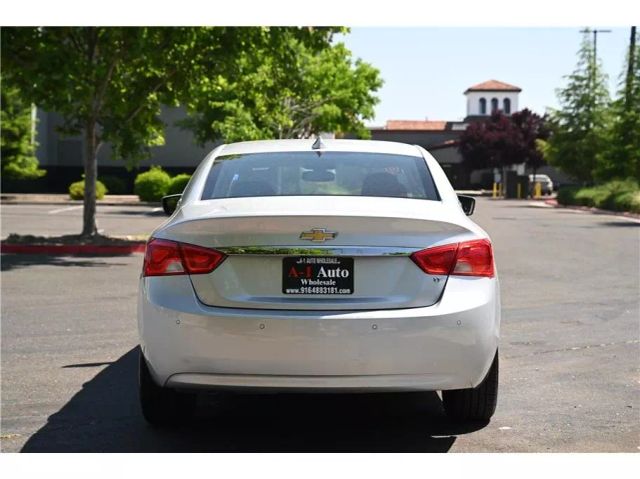 Vehicle image 6 of 30