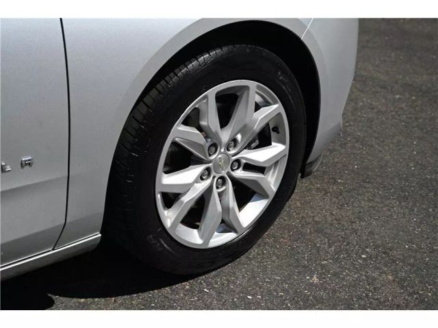 Vehicle image 9 of 30