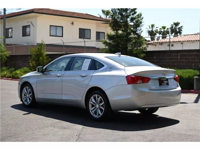 Vehicle image 7 of 30