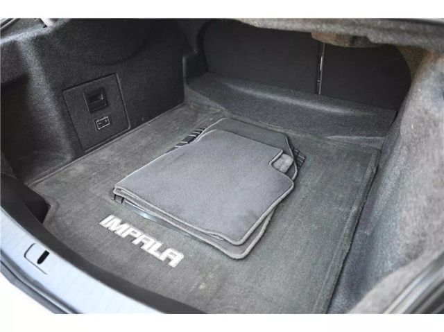 Vehicle image 16 of 30