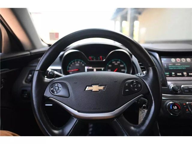 Vehicle image 29 of 30
