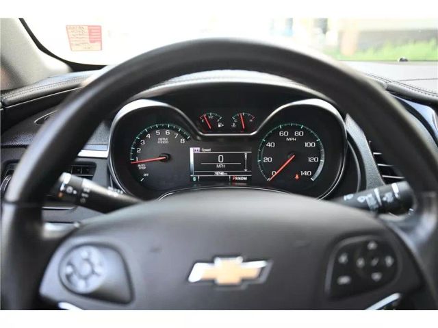 Vehicle image 24 of 30