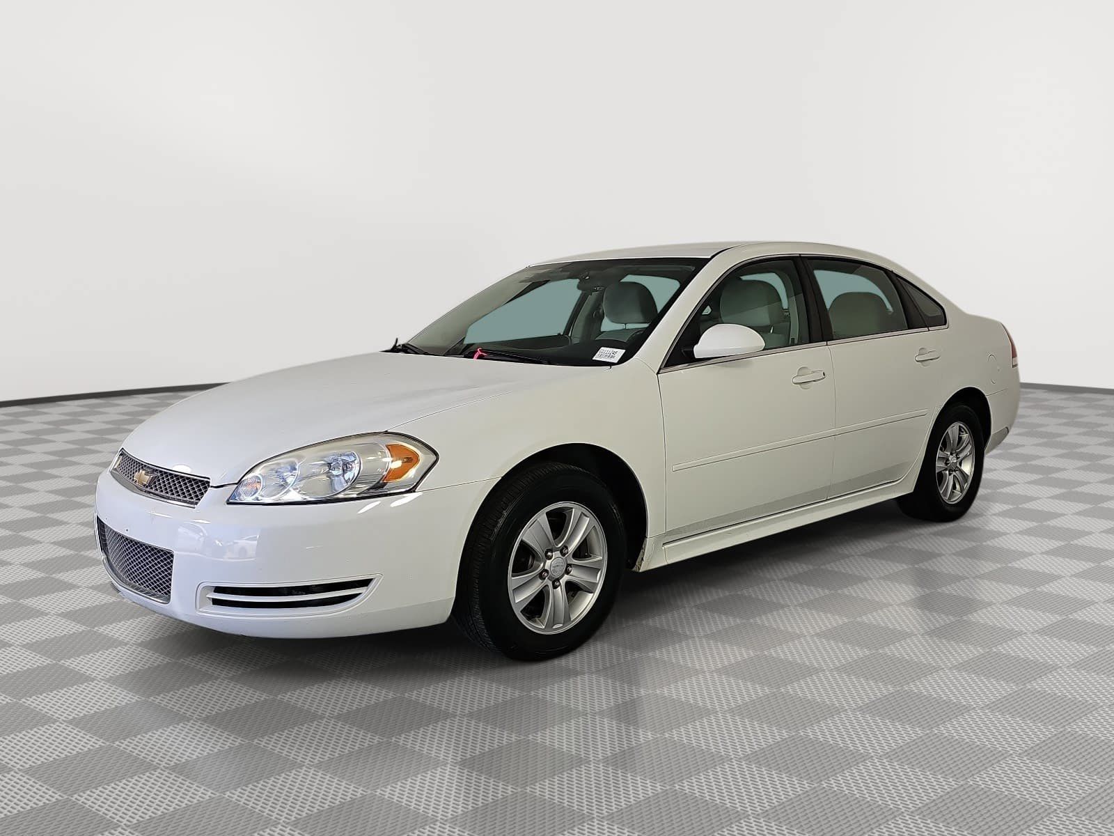 2016 Chevrolet Impala Limited LS Image 1 of 29